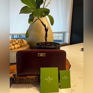 KATE SPADE Bixby Place Neda Wallet Clutch